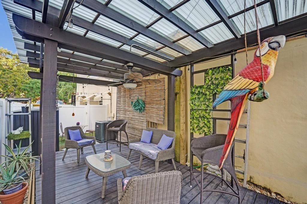 2000 Jackson Street, Hollywood, FL 33020 Photo