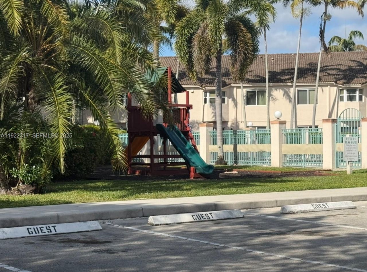 7775 NW 22nd Street, Unit 101, Pembroke Pines, FL 33024 Photo