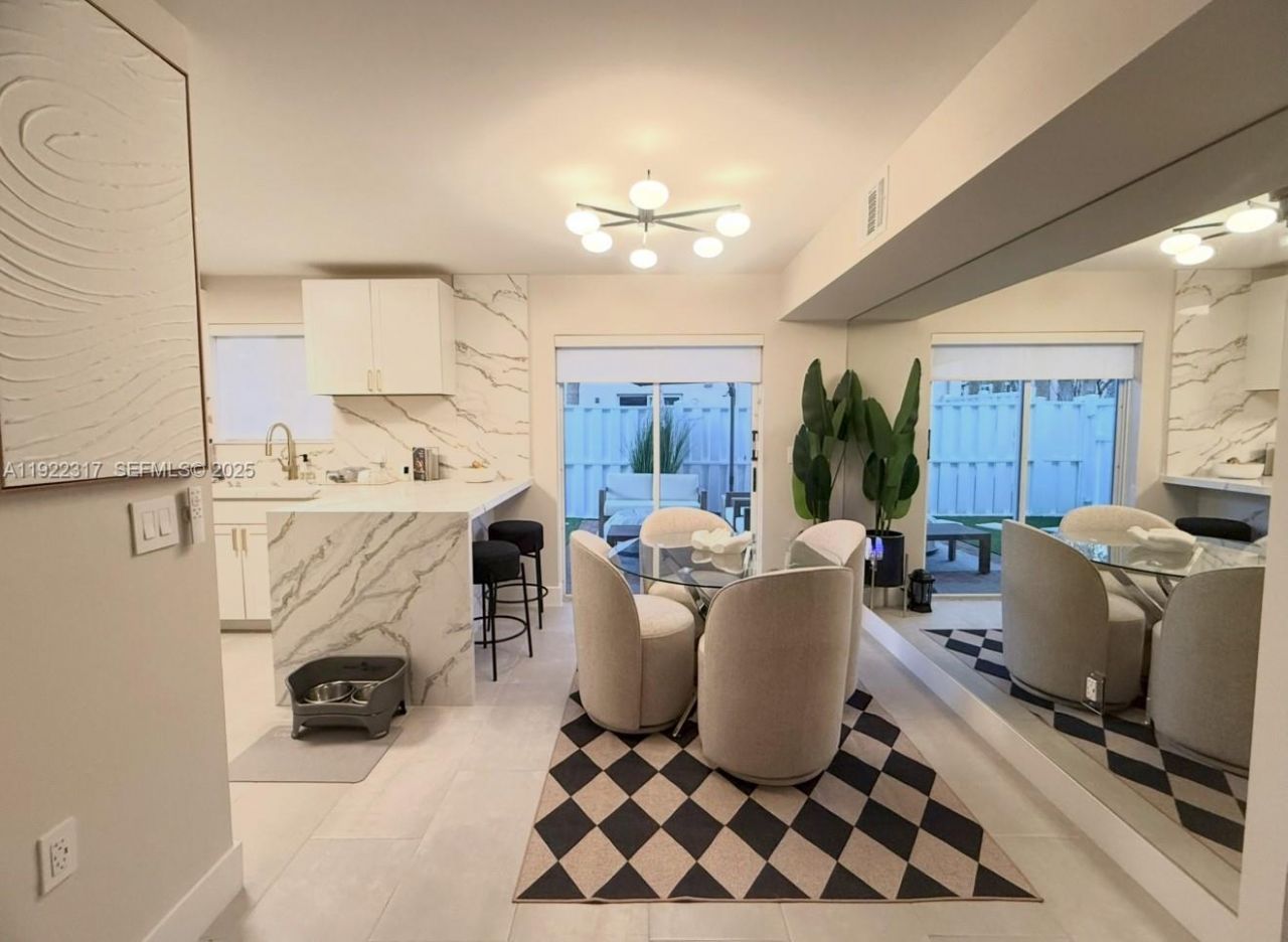 7775 NW 22nd Street, Unit 101, Pembroke Pines, FL 33024 Photo