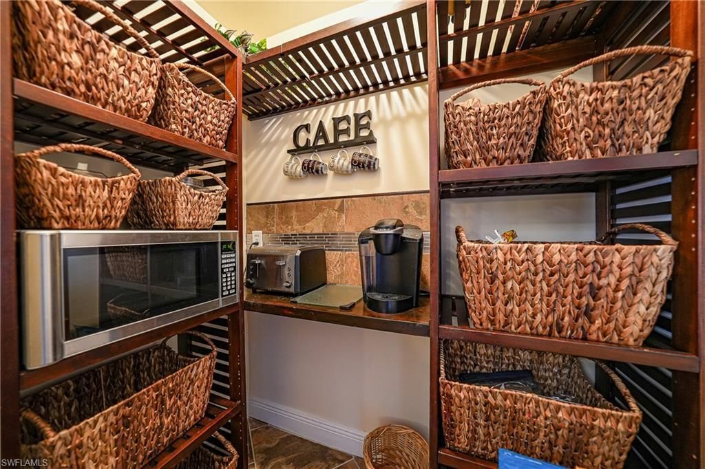 4536 Vinsetta Ave, North Fort Myers, FL 33903 Photo