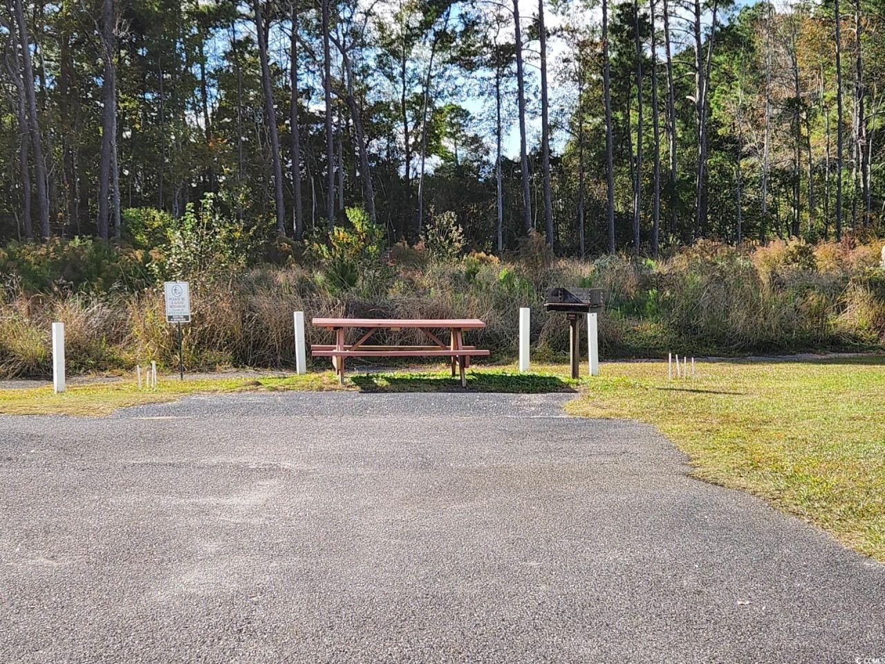 1095 W Plantation Dr. Photo 4