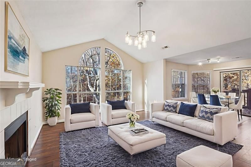 909 Wentworth Court, Alpharetta, GA 30022 Main Photo