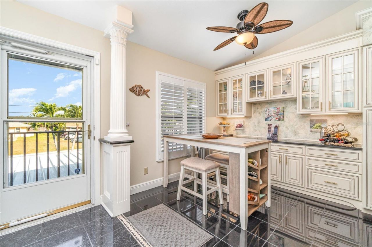 912 SW 48th Terrace, Unit 208, Cape Coral, FL 33914 Photo