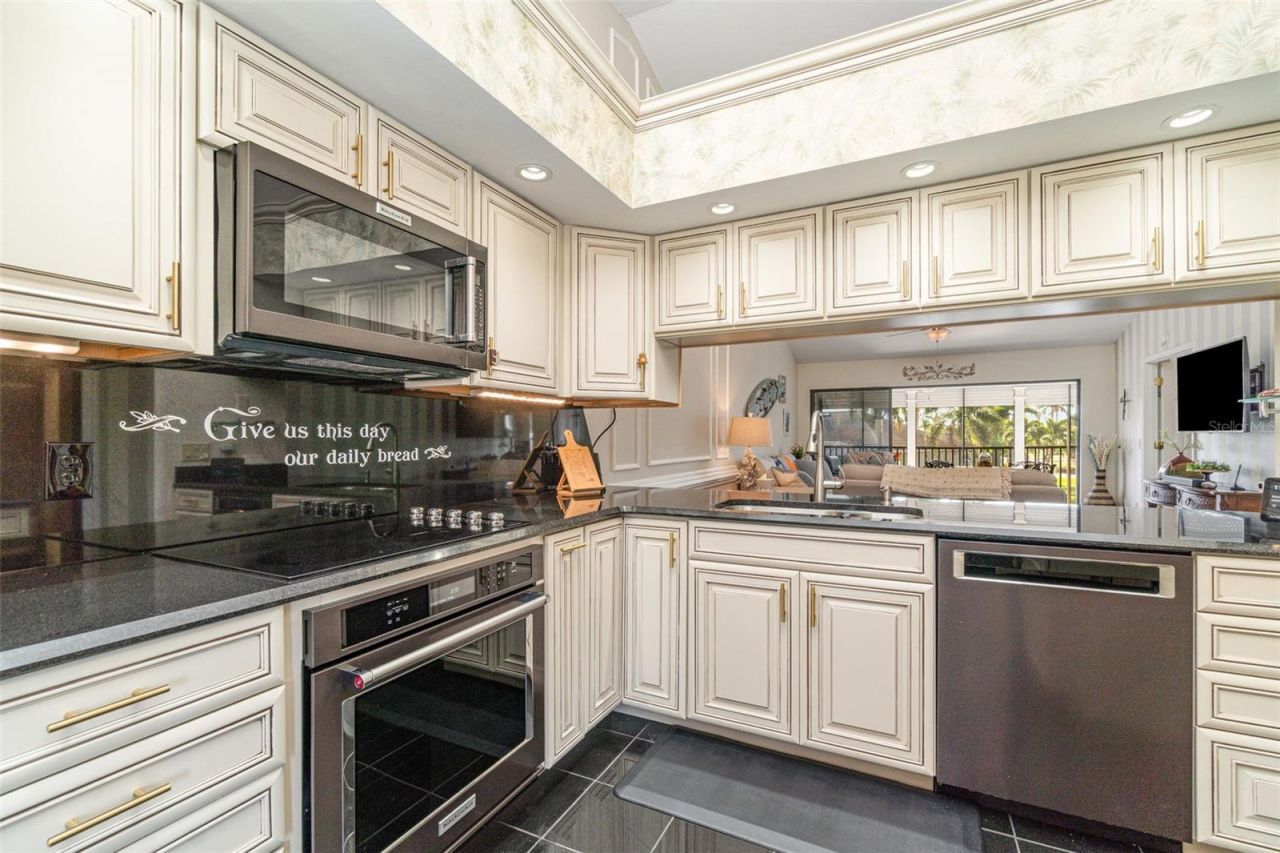 912 SW 48th Terrace, Unit 208, Cape Coral, FL 33914 Photo