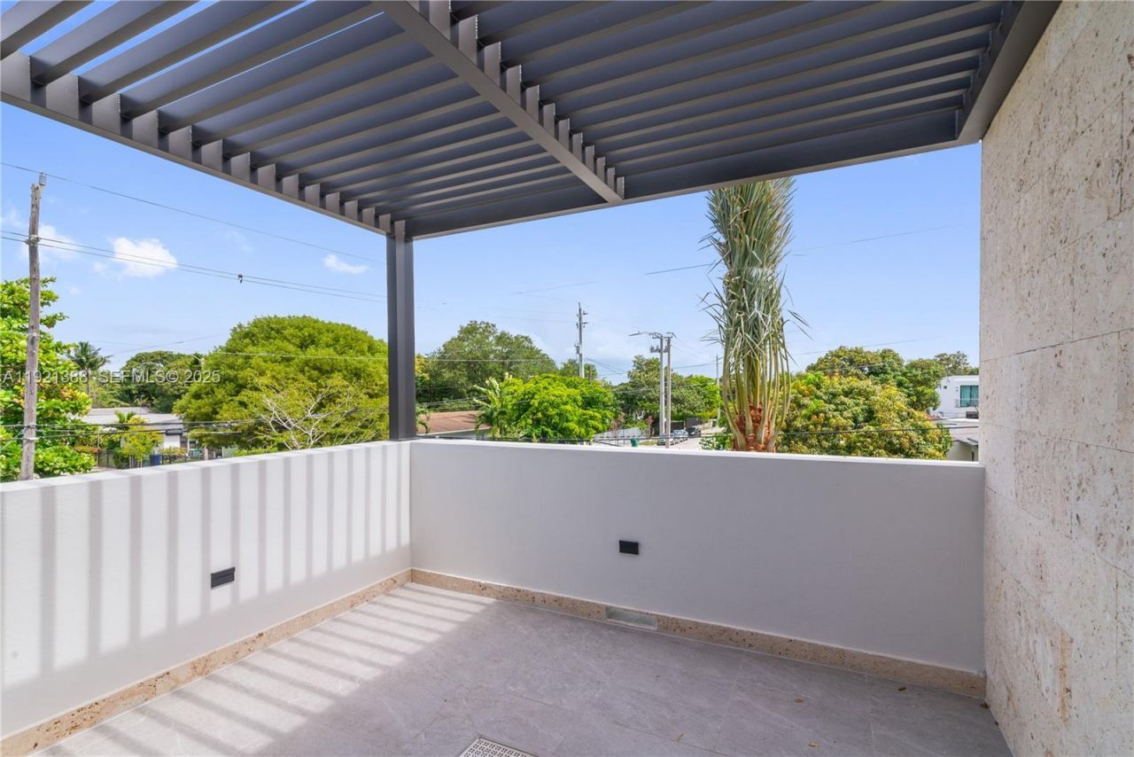 4235 NW 1st Ave, Miami, FL 33127 Photo