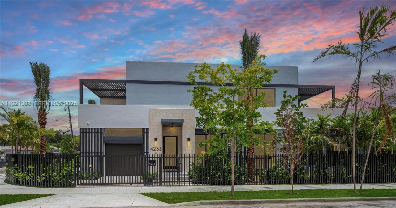 4235 NW 1st Ave, Miami, FL 33127 Photo