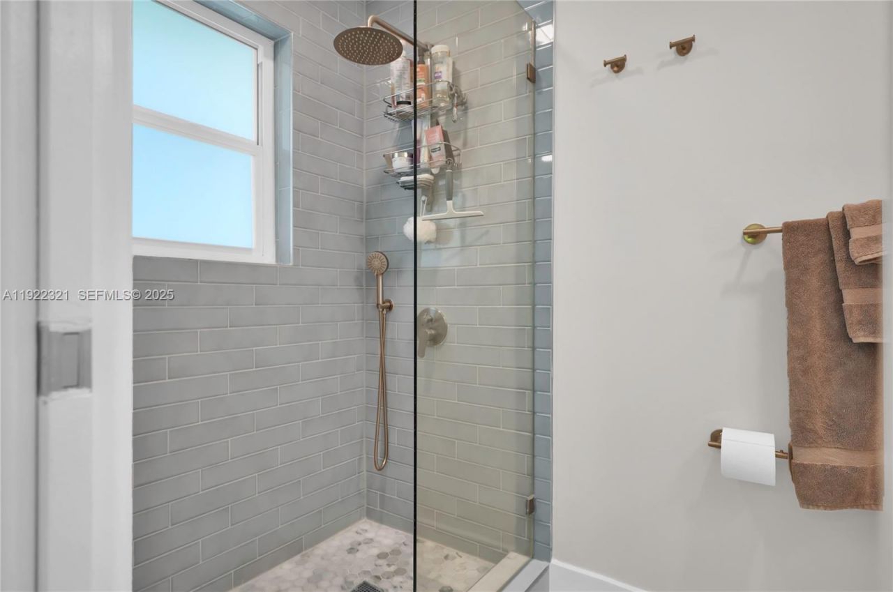 1409 Bird Rd, Coral Gables, FL 33146 Photo