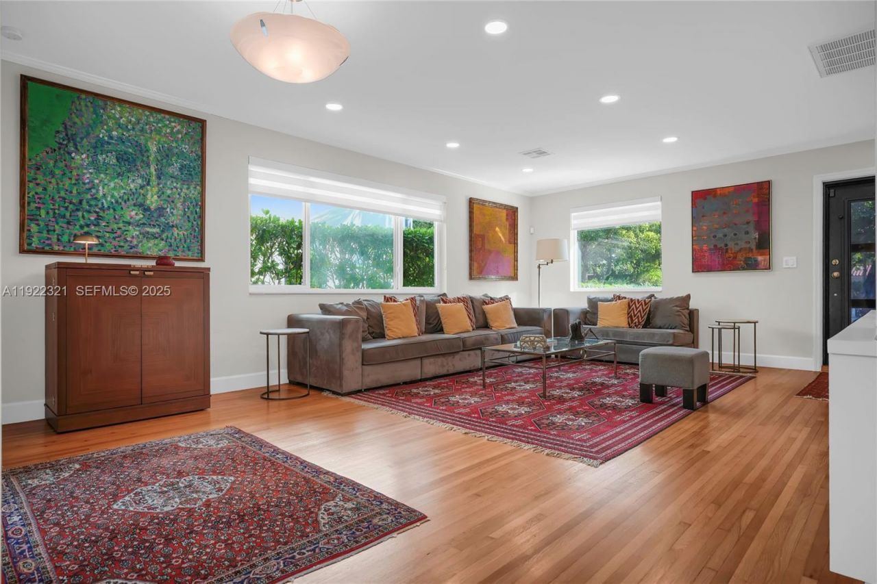 1409 Bird Rd, Coral Gables, FL 33146 Photo