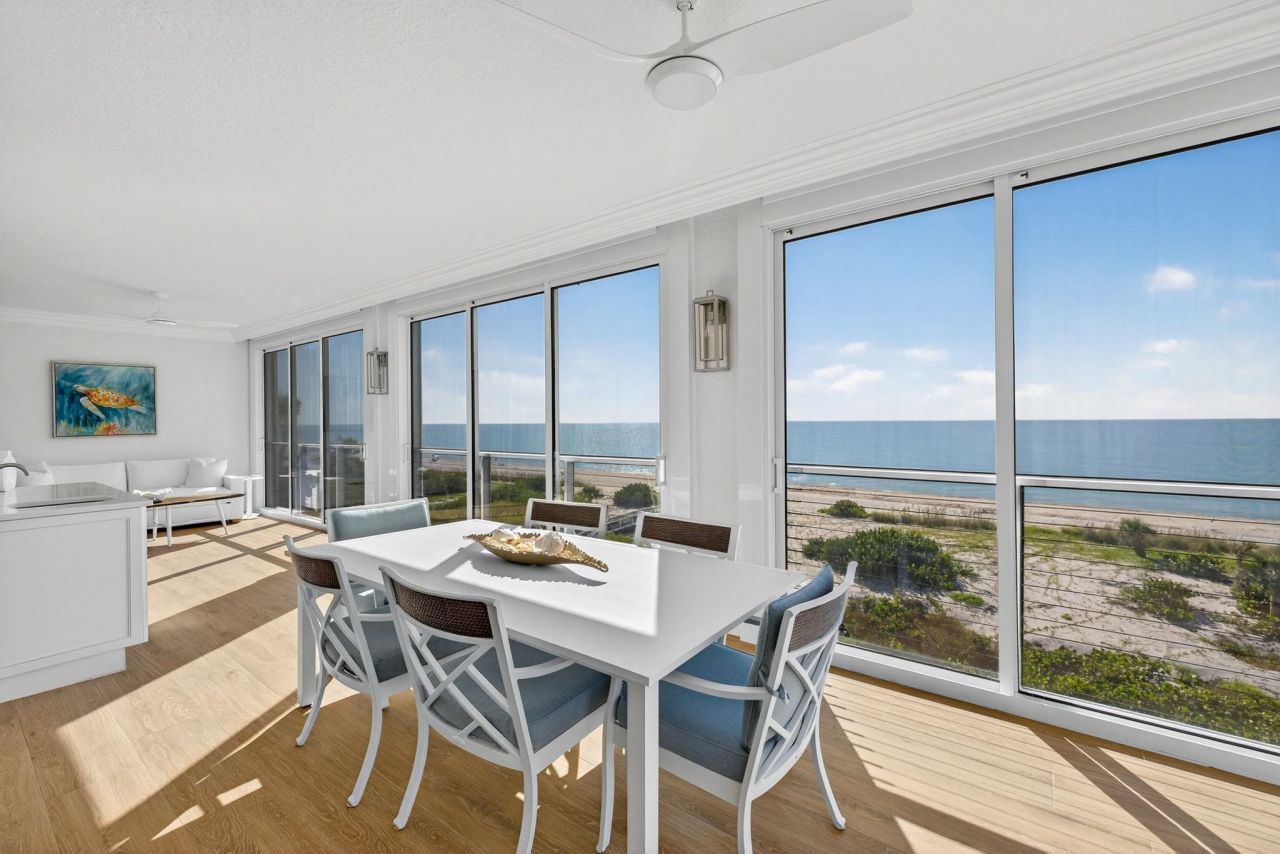 2549 W Gulf Dr, Unit 206, Sanibel, FL 33957 Photo