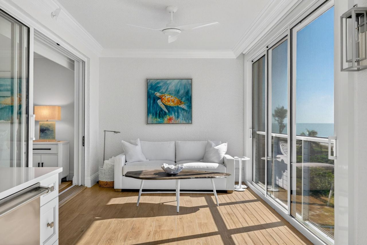 2549 W Gulf Dr, Unit 206, Sanibel, FL 33957 Photo