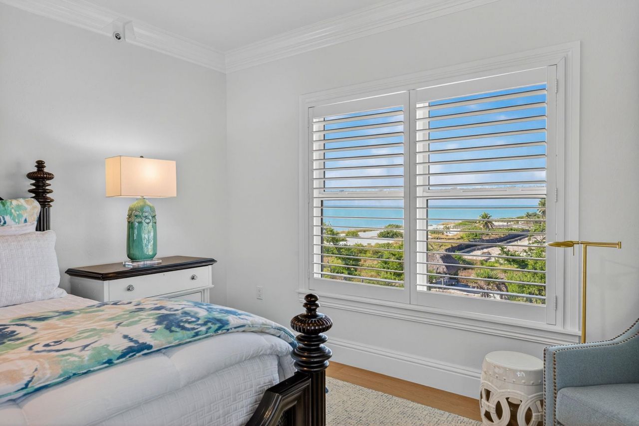 2549 W Gulf Dr, Unit 206, Sanibel, FL 33957 Photo