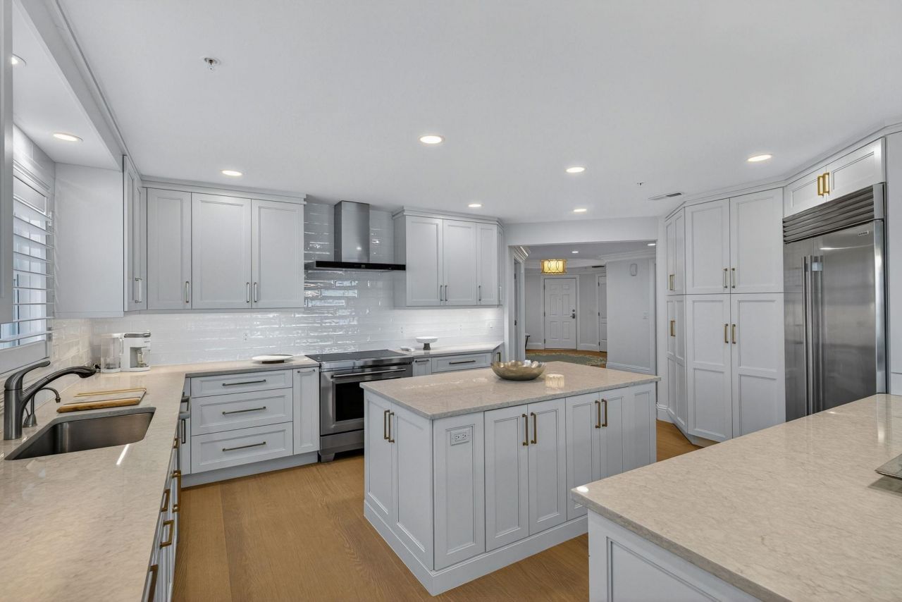 2549 W Gulf Dr, Unit 206, Sanibel, FL 33957 Photo