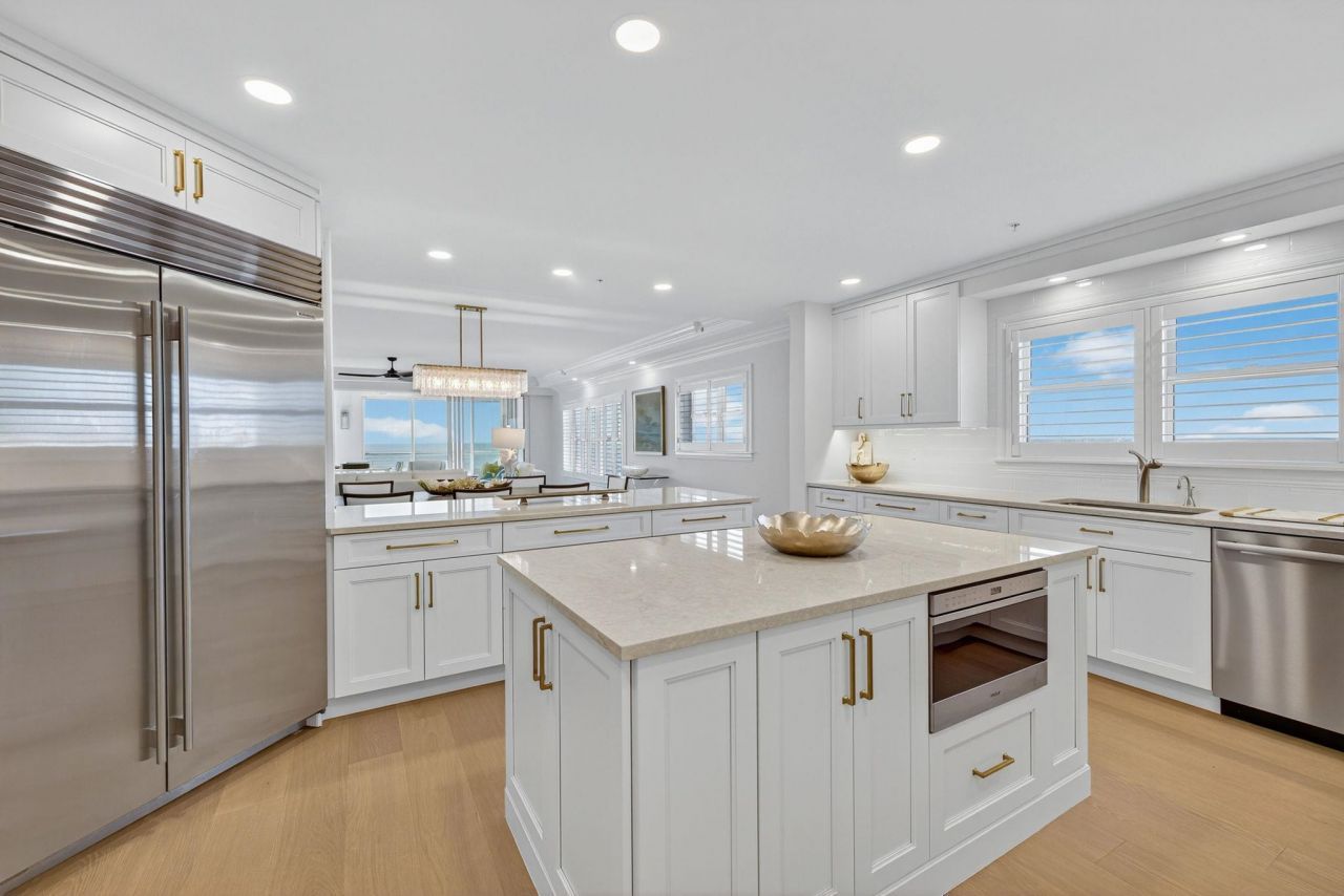 2549 W Gulf Dr, Unit 206, Sanibel, FL 33957 Photo