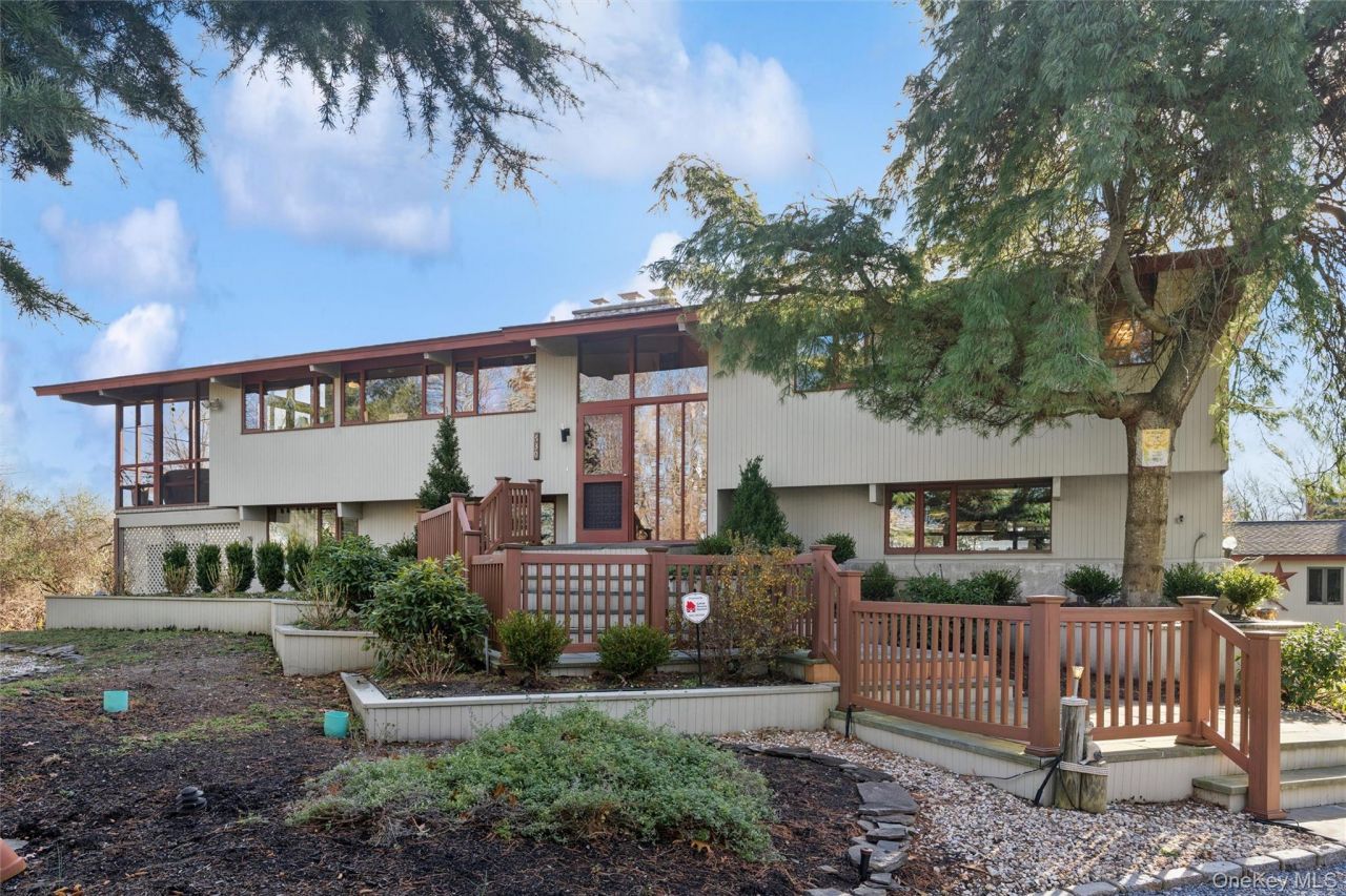 630 Tarpon Drive, Southold, NY 11971 Main Photo