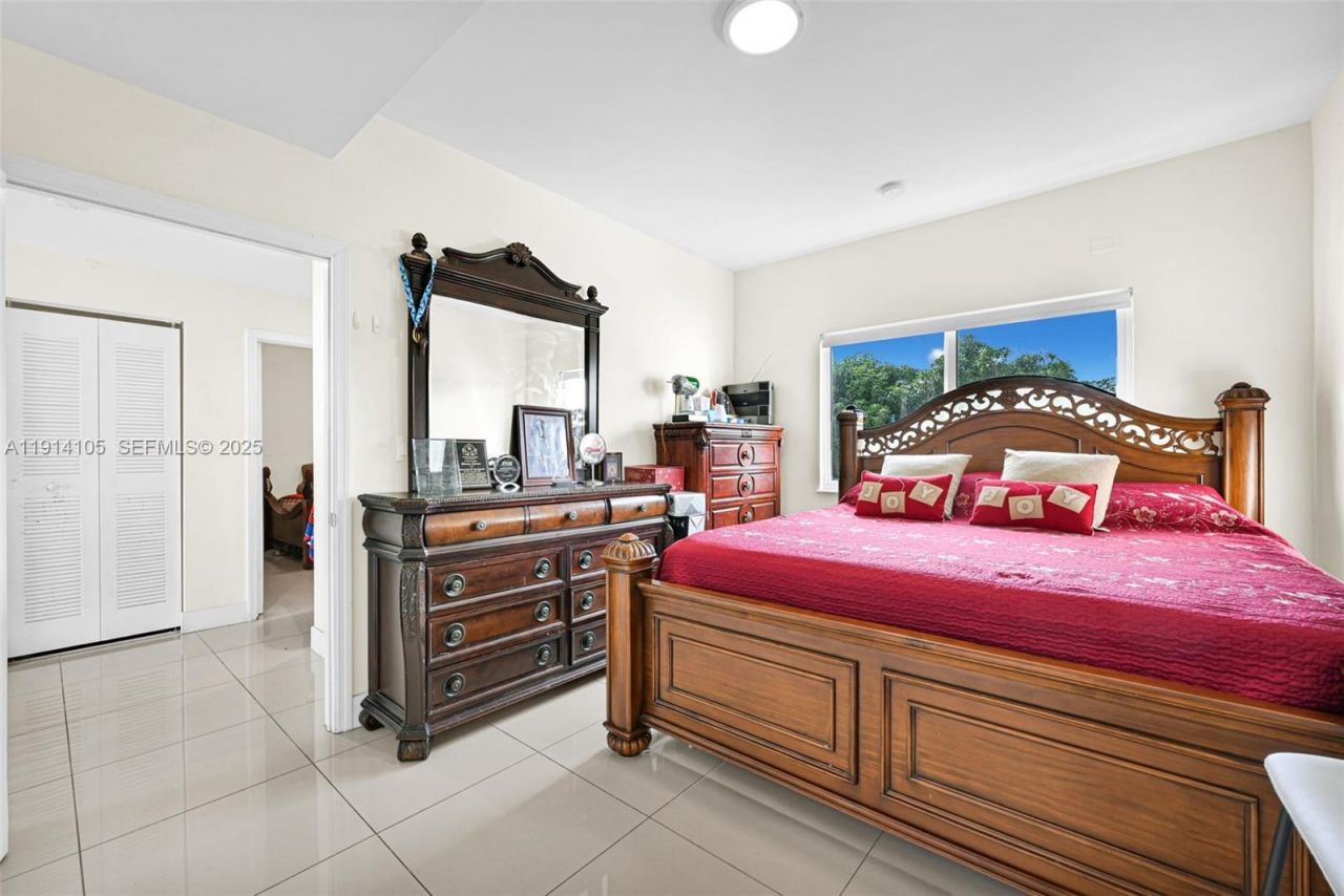 26100 SW 134th Place, Homestead, FL 33032 Photo