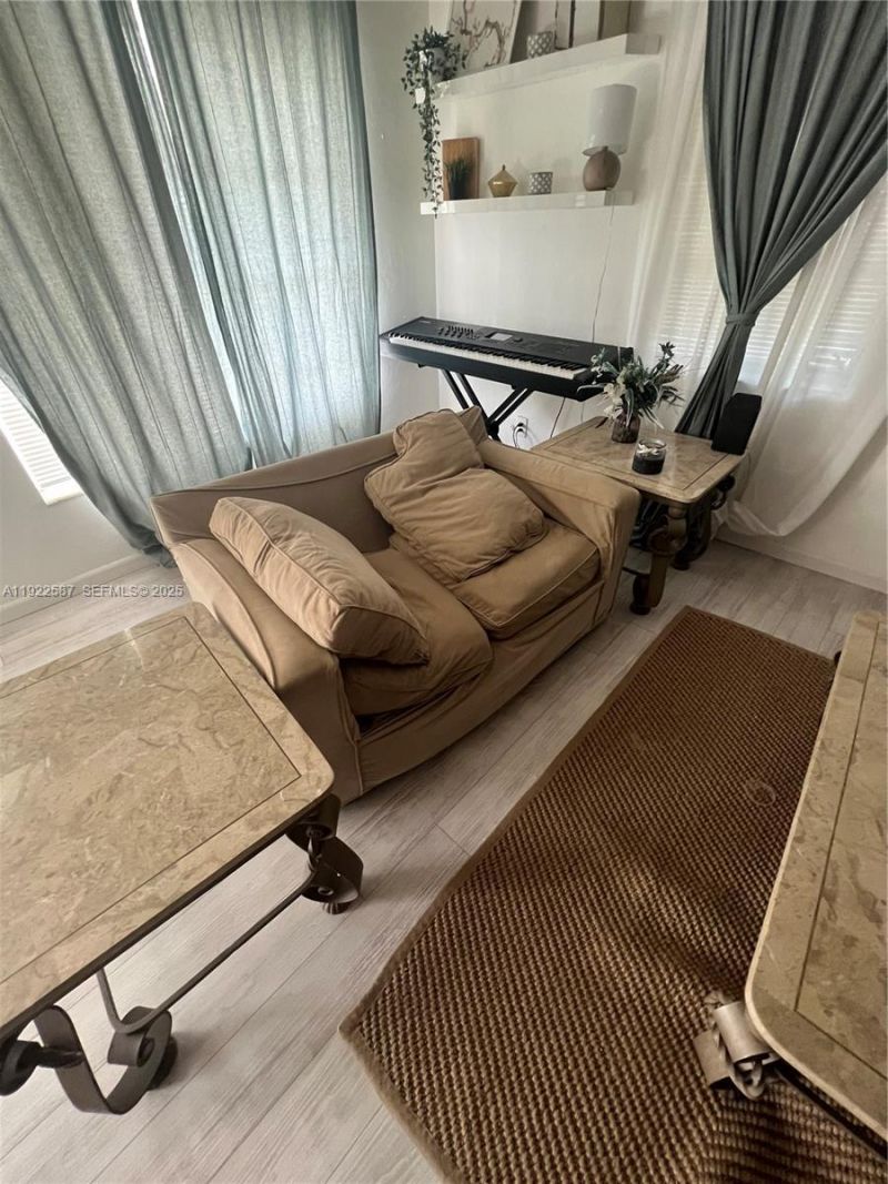 713 SW 7th Ave, Hallandale Beach, FL 33009 Photo