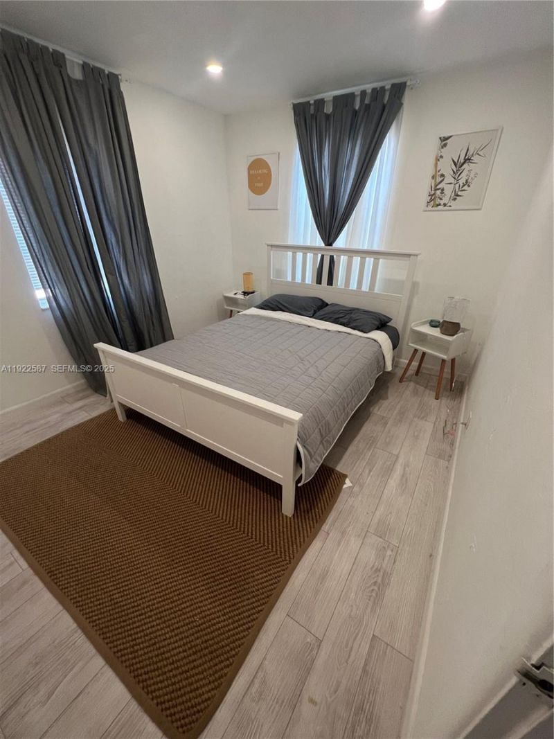 713 SW 7th Ave, Hallandale Beach, FL 33009 Photo