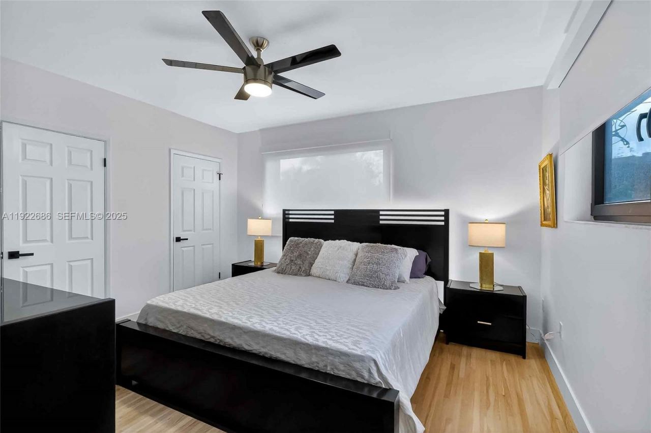 7724 Hawthorne Ave, Miami Beach, FL 33141 Photo