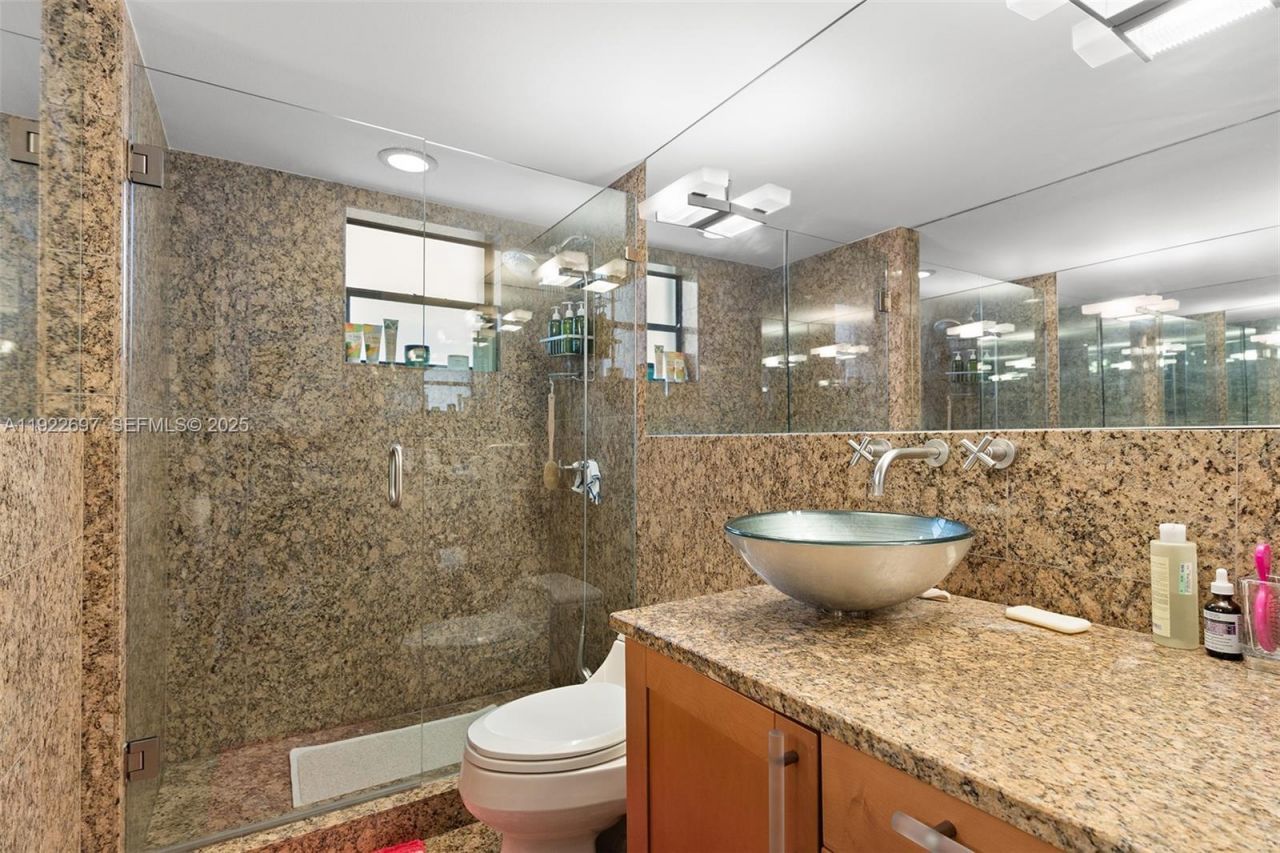 1775 Washington Ave, Unit 14F, Miami Beach, FL 33139 Photo