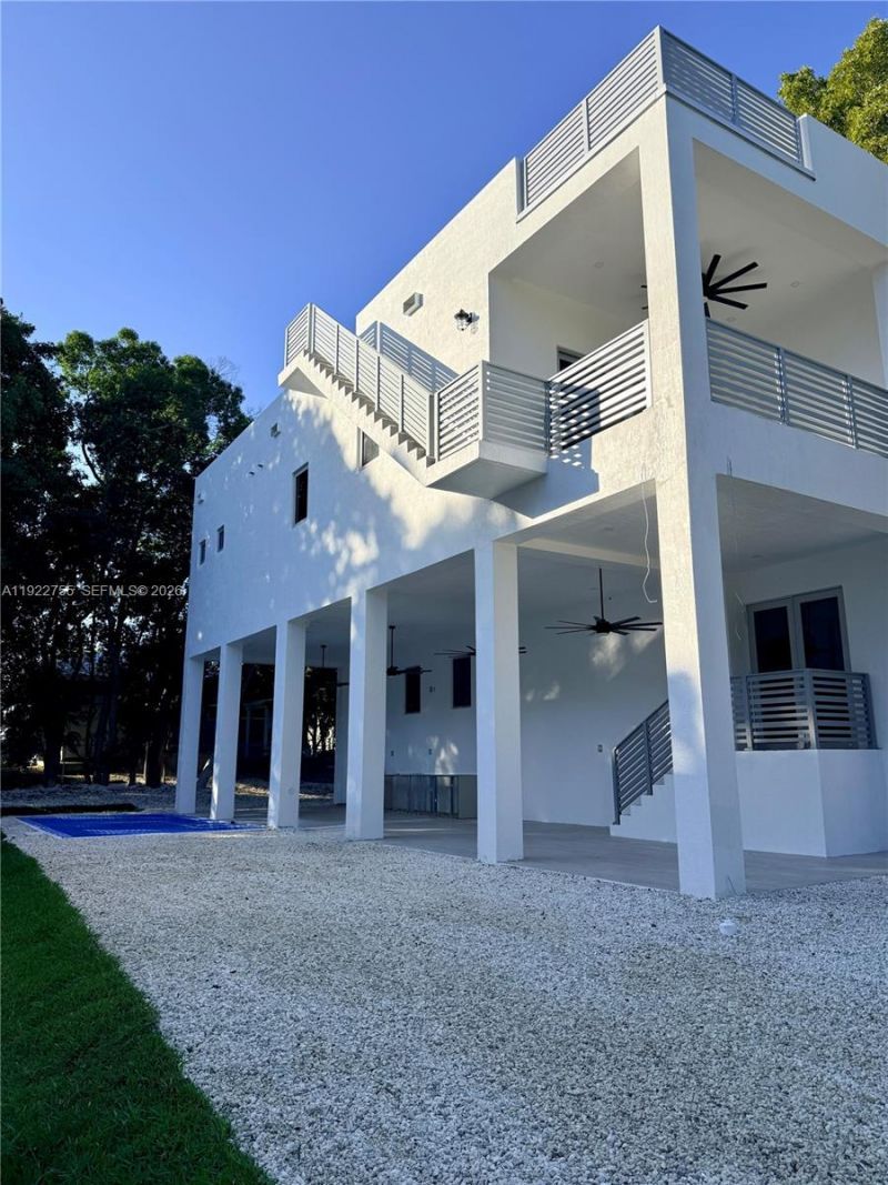 365 Buttonwood Shores Dr, Key Largo, FL 33037 Photo