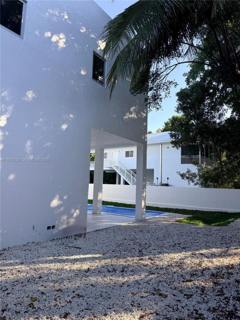 365 Buttonwood Shores Dr, Key Largo, FL 33037 Photo