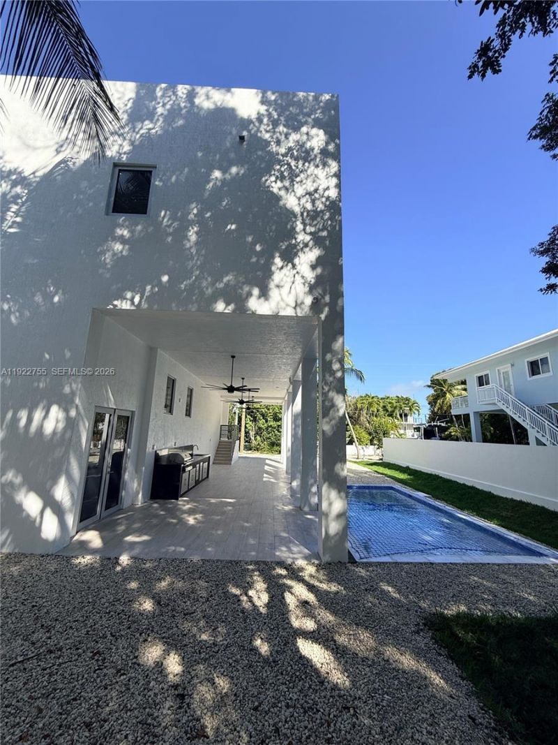 365 Buttonwood Shores Dr, Key Largo, FL 33037 Photo