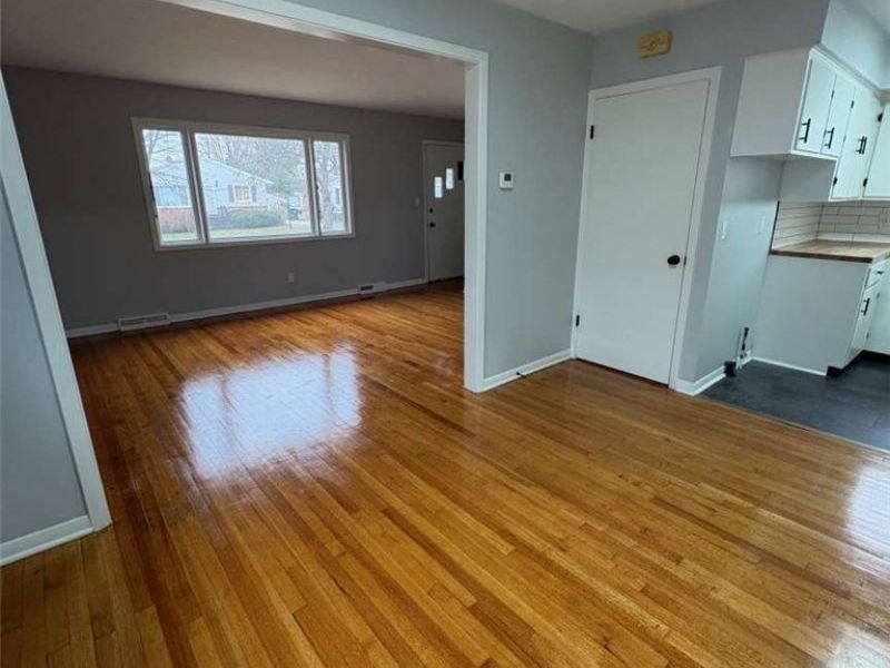 48 William Street, Bedford, OH 44146 Photo 4