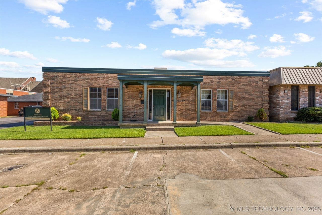 120 E 14th, Ada, OK 74820 Main Photo