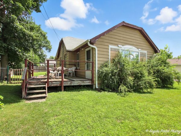 42517 N Poplar Street, Antioch, IL 60002