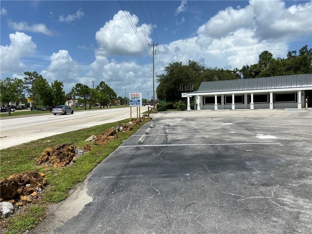 6350 Bayshore Rd, North Fort Myers, FL 33917 Photo