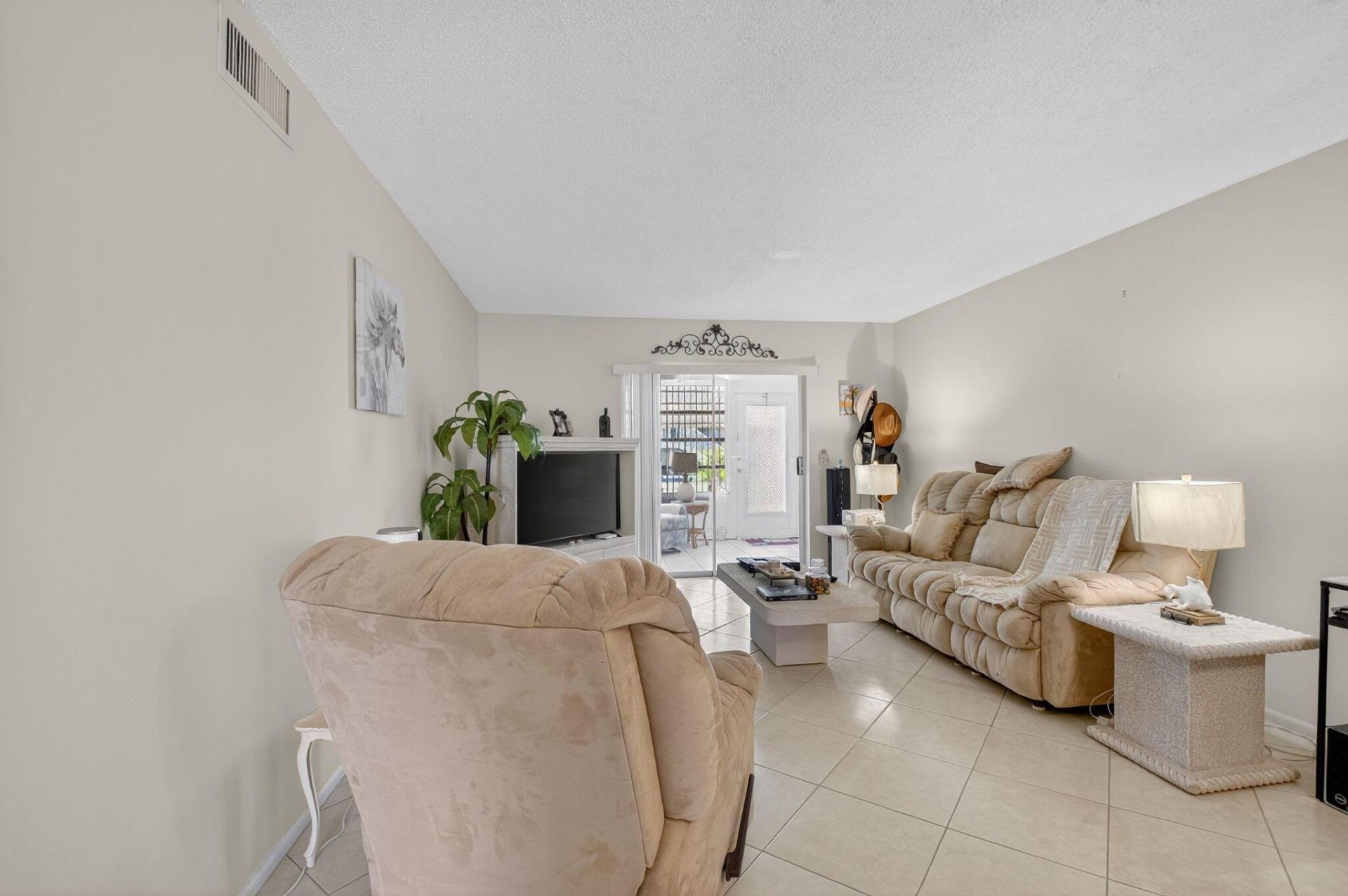 2152 NE 1st Way, Unit 101, Boynton Beach, FL 33435 Photo