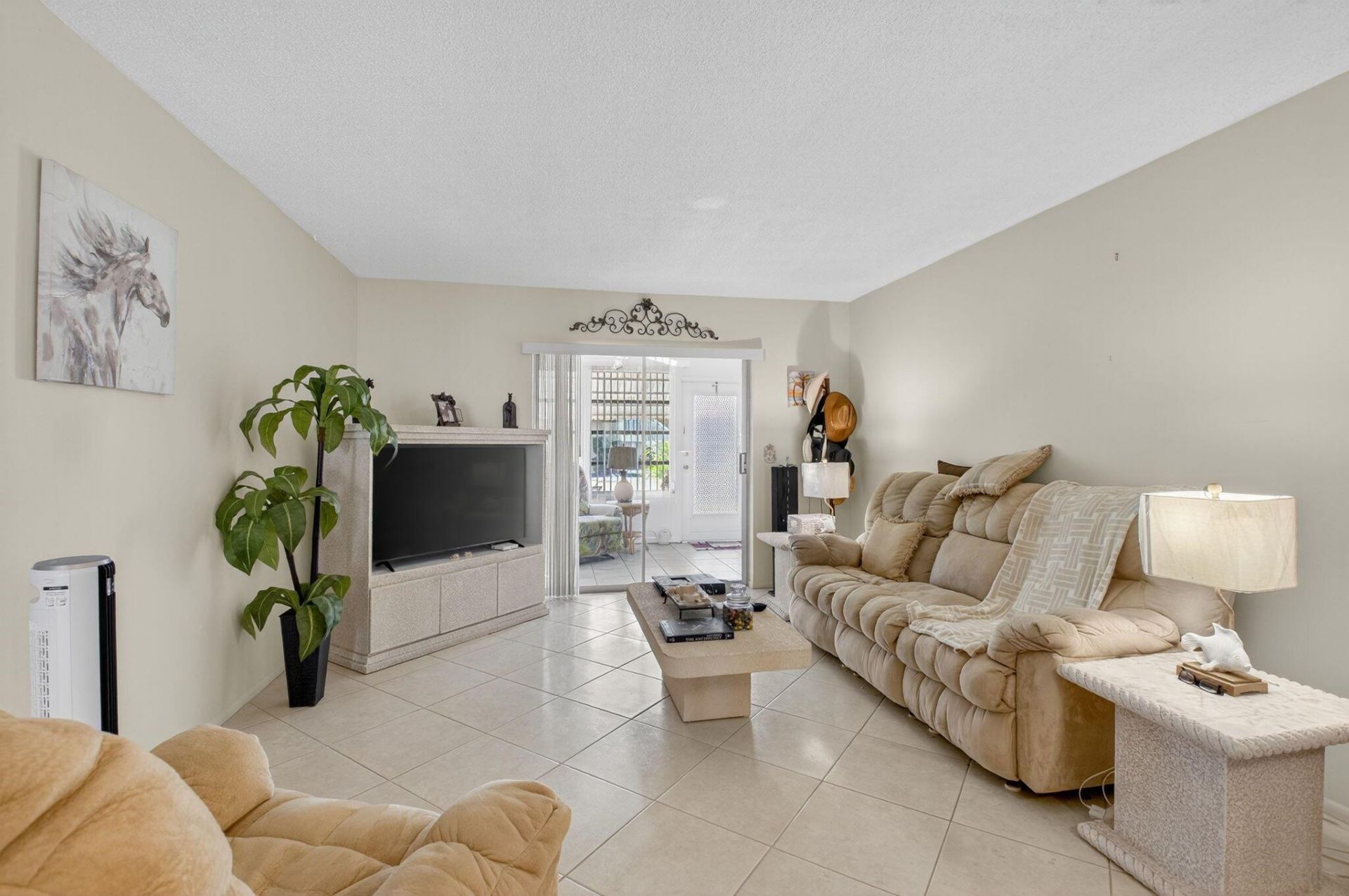 2152 NE 1st Way, Unit 101, Boynton Beach, FL 33435 Photo