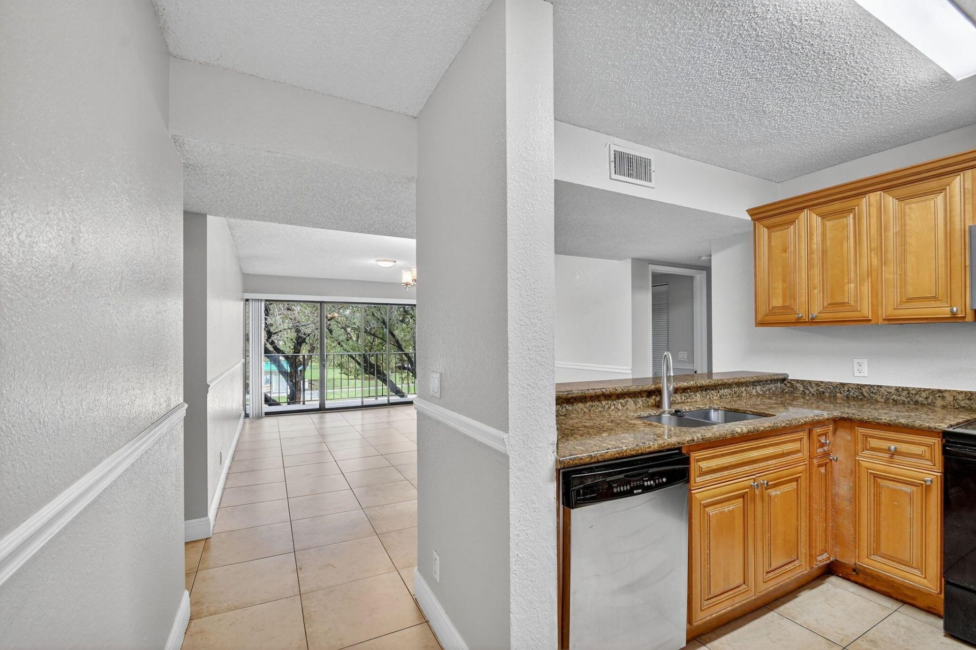 1601 Windorah Way, Unit D, West Palm Beach, FL 33411 Photo