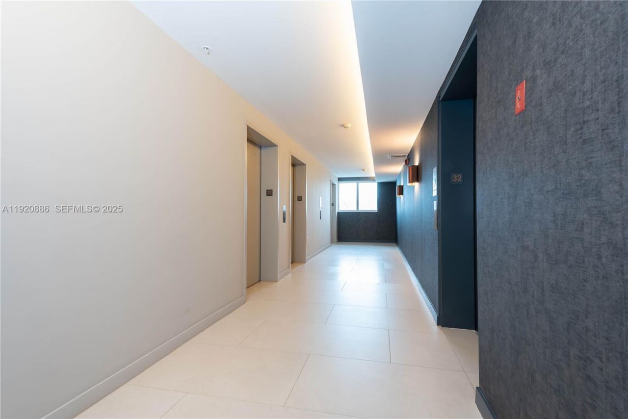 1250 S Miami Ave, Unit 3205, Miami, FL 33130 Photo