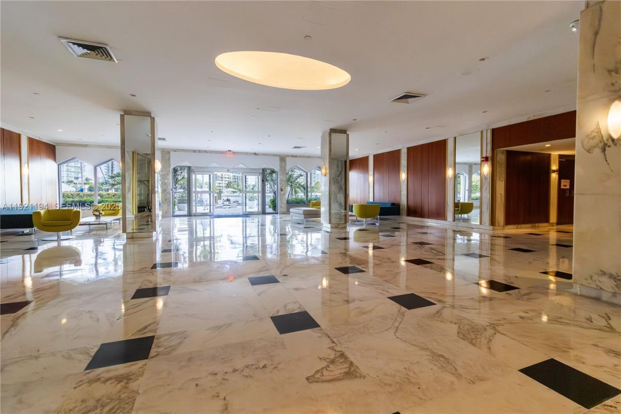 20 E Island Ave, Unit 1415, Miami Beach, FL 33139 Photo