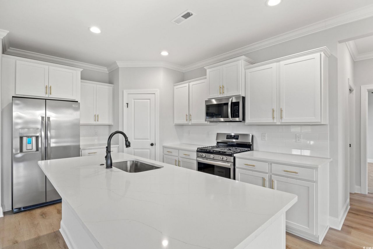 1121 Crooked Hook Rd. Photo 3