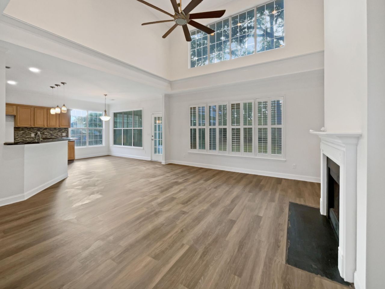 5402 Cattells Photo 11