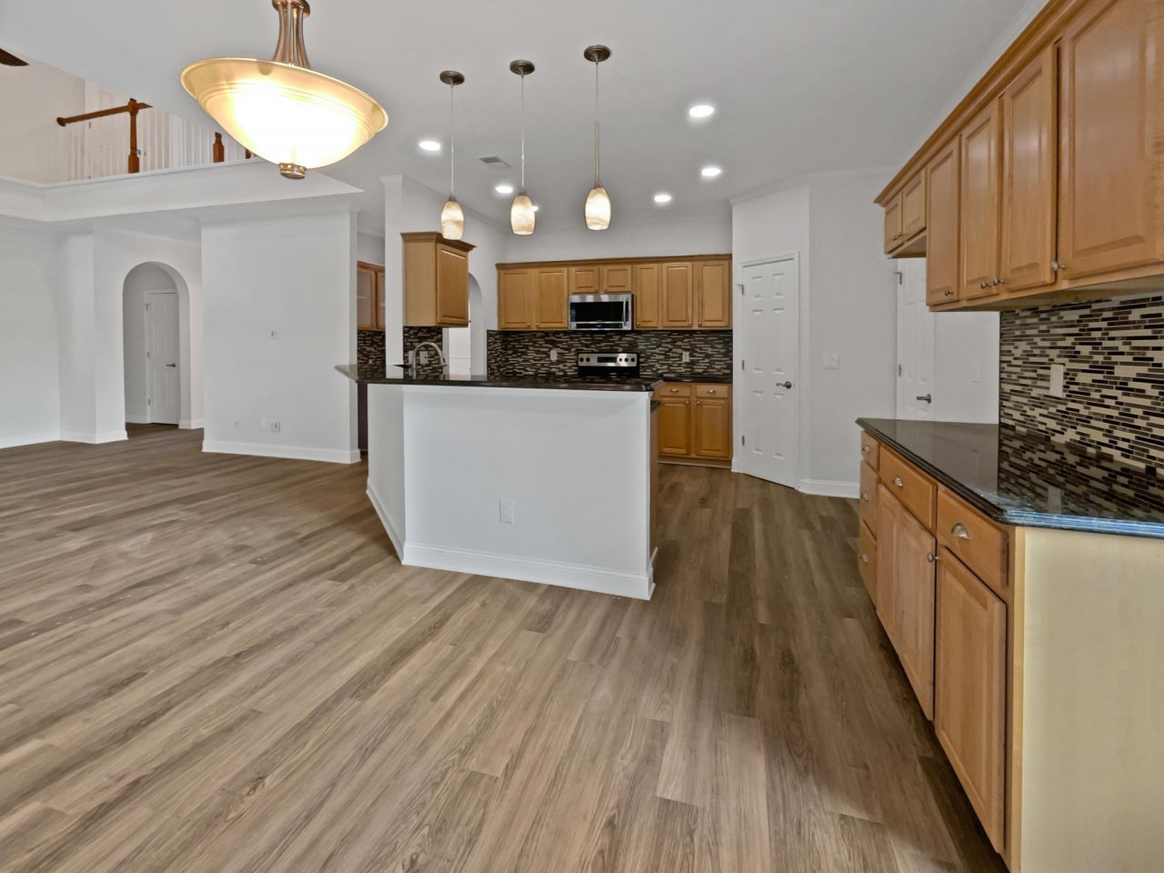 5402 Cattells Photo 2