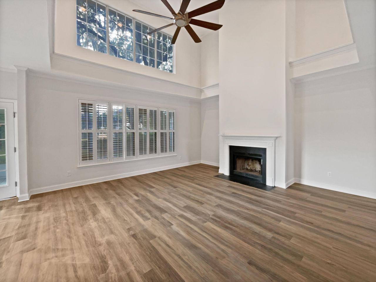 5402 Cattells Photo 3