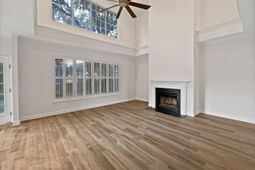 5402 Cattells photo 4