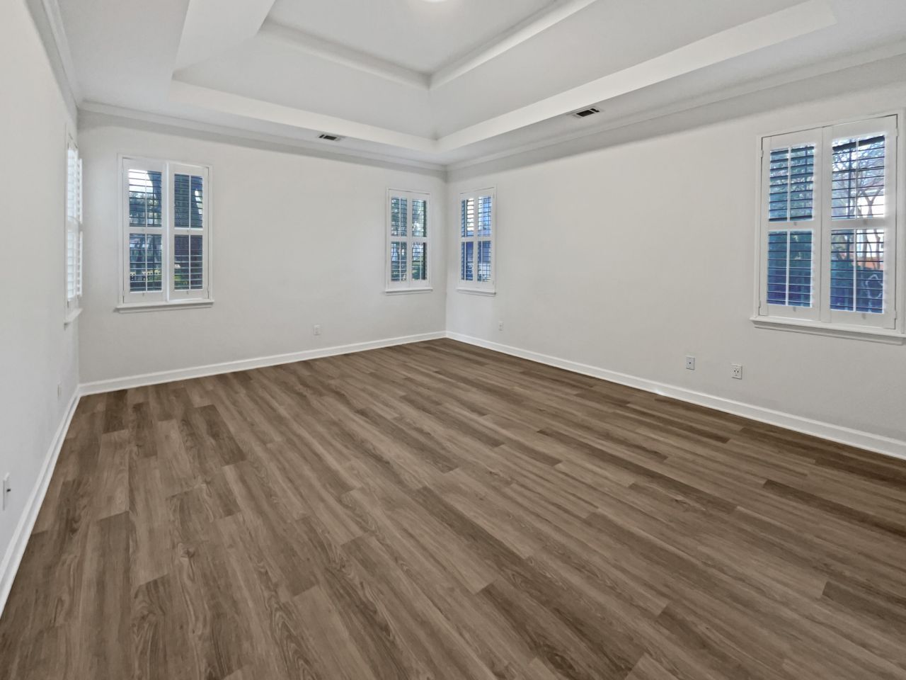 5402 Cattells Photo 4