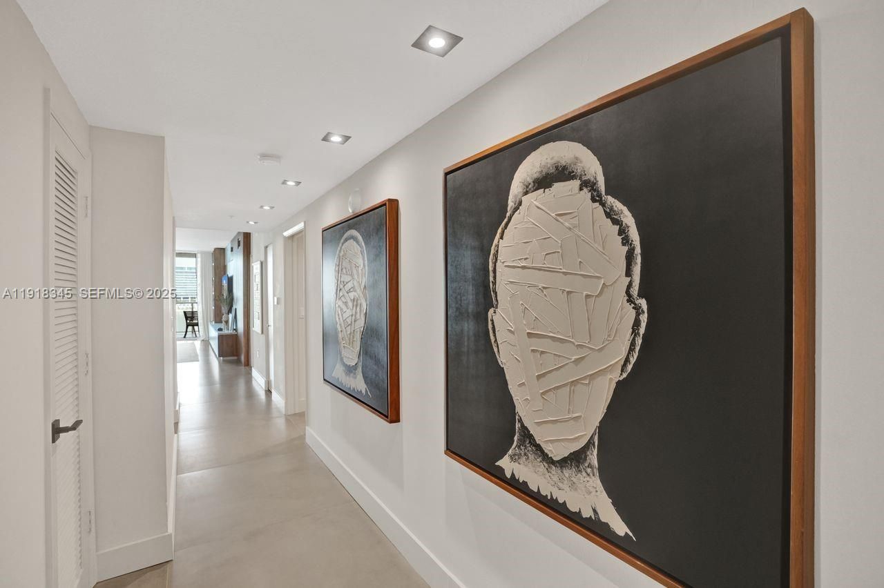 18100 N Bay Rd, Unit 909, Sunny Isles Beach, FL 33160 Photo