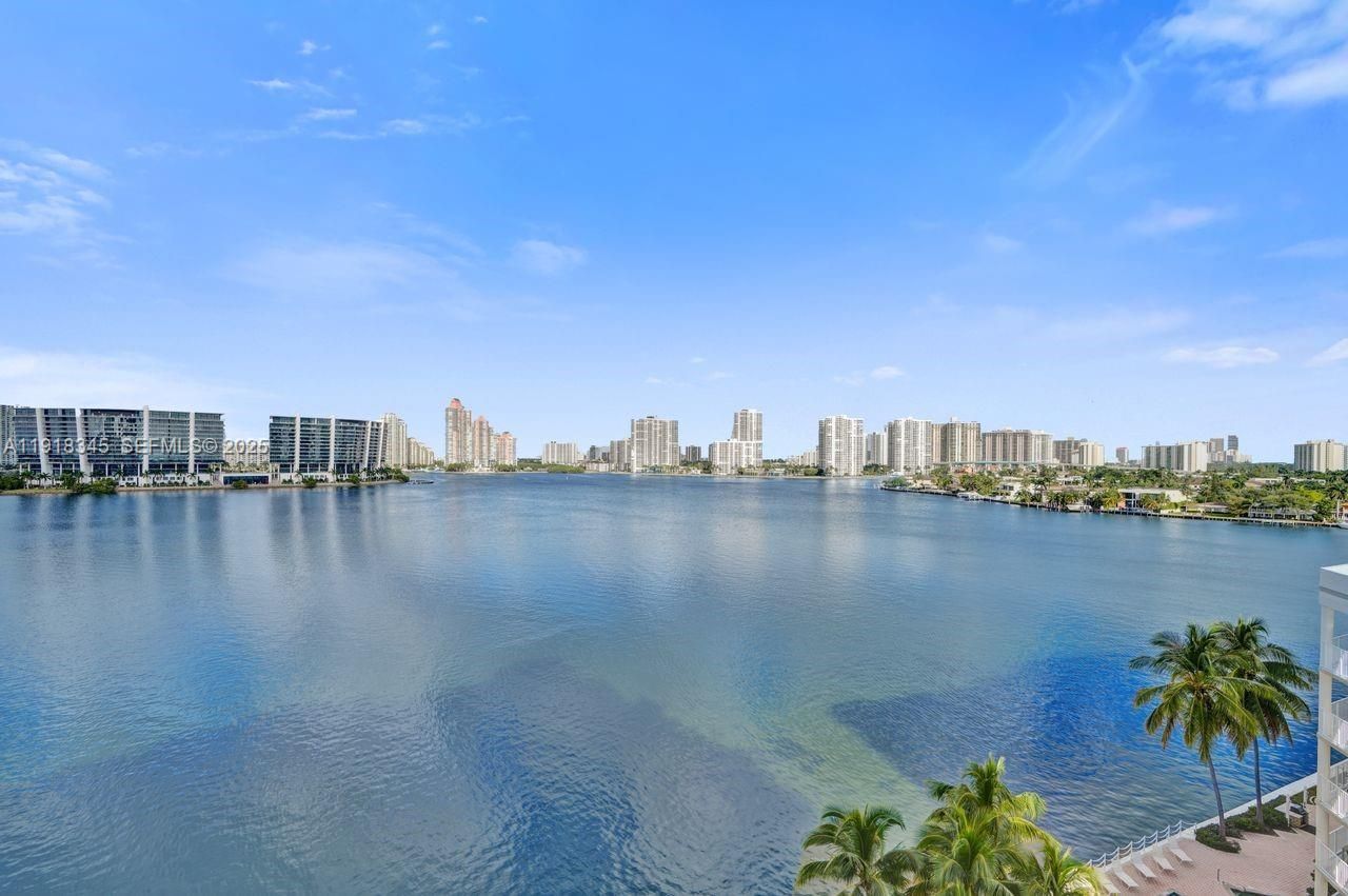 18100 N Bay Rd, Unit 909, Sunny Isles Beach, FL 33160 Photo