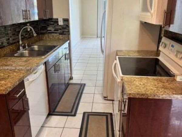 3361 NW 47th Ter, Unit 134, Lauderdale Lakes, FL 33319