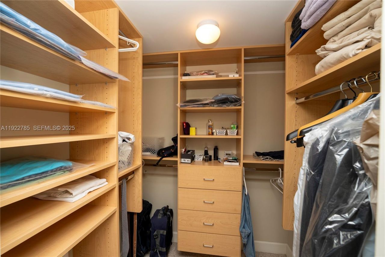 55 Merrick Way, Unit 613, Coral Gables, FL 33134 Photo