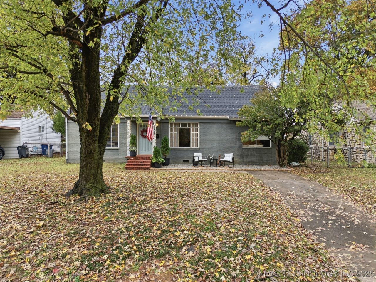 928 S Urbana Avenue, Tulsa, OK 74112 Main Photo