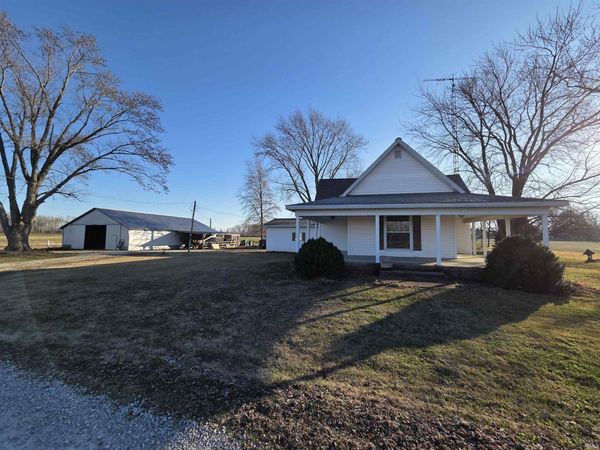 10456 N 50 E Road, Plainville, IN 47568