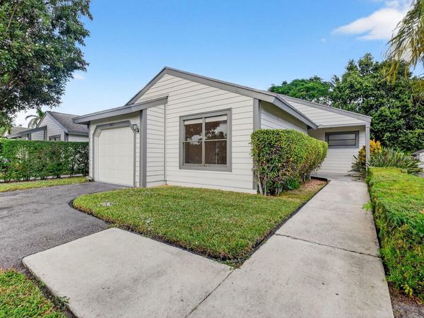 2515 Bedford Mews Drive, Wellington, FL 33414