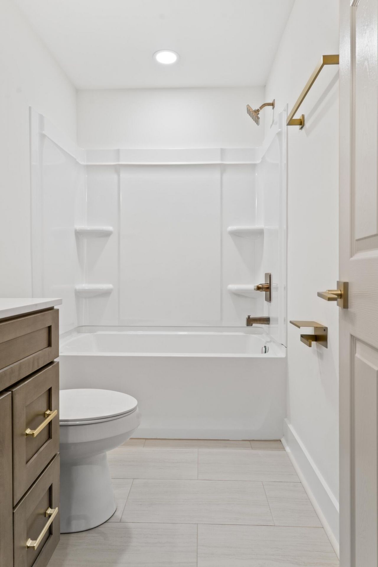 1090 Rodney Road Photo 18