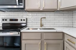 1090 Rodney Road photo 4